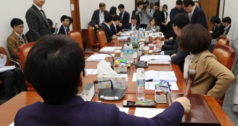 현안 산적한 환노위, 여야 이해관계 엉켜 답보 상태
