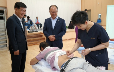전남농협, 농업인 행복버스 배타고 완도 섬으로 출발