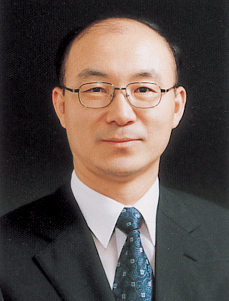 ‘문재인 민정수석’과 일했던 김조원···소문난 원칙주의자