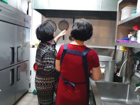 안양시 만안구, 하절기 식중독 예방 횟집 등 특별 지도점검