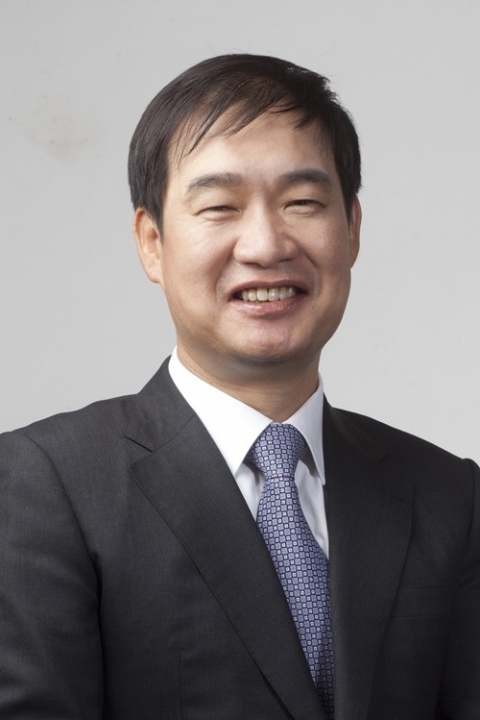 유창수 유진투자증권 부회장, 15억5000만원 수령