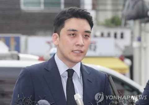 검찰, ‘버닝썬’ 승리 구속영장 청구···성매매알선 등 7개 혐의