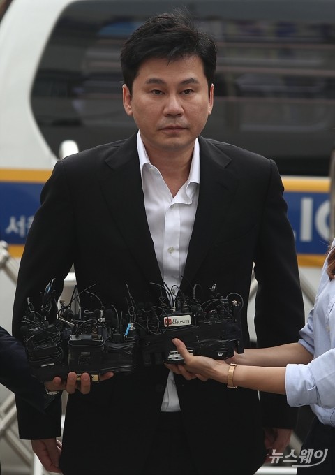 양현석, 성접대 의혹 ‘혐의 없음’ 결론··· 불기소 의견 송치