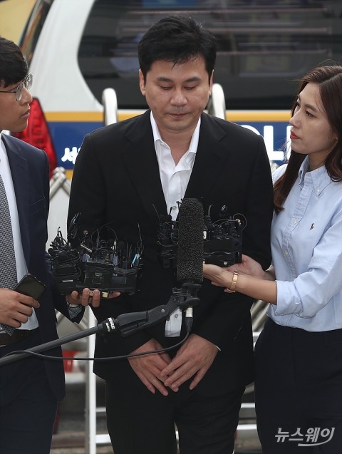 엔터주 줄줄이 내리막···연예인 주식 부호 자산 큰폭 하락