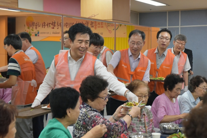 코스콤, 추석맞이 명절음식 나눔 봉사활동 나서 기사의 사진