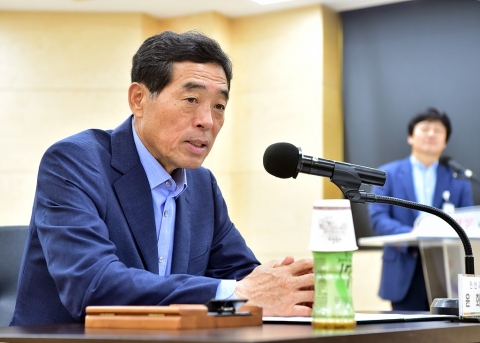 윤화섭 안산시장 “시민감사관, 시민들의 눈과 귀가 돼 달라”