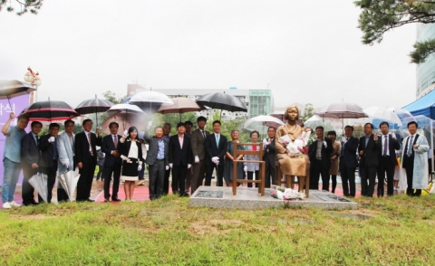 신한대, 경기북부 대학 최초 ‘평화의 소녀상’ 제막