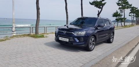 정숙성·편의성 높인 가족형 SUV···코란도 1.5 터보