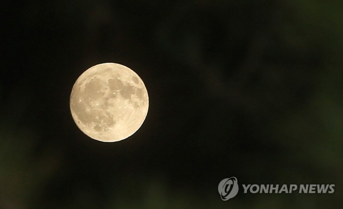 올해 추석 보름달, 독도에서 가장 먼저 뜬다···10월1일 오후6시 예상. 사진=연합뉴스 제공