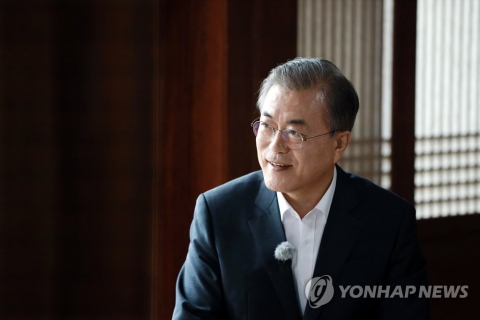 문대통령, 인니 대통령에 재선 축하 메시지 보내