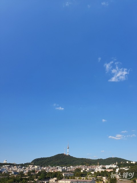 전국 맑고 평년 기온 회복···출근길 추위 '주춤'