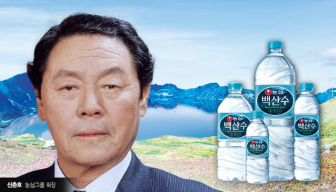 ‘라면신화’ 일군 신춘호 회장···백산수로 ‘생수신화’ 쓴다