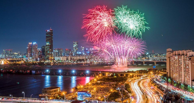 '한화와 함께하는 서울세계불꽃축제' 3년 만에 축포 쏜다