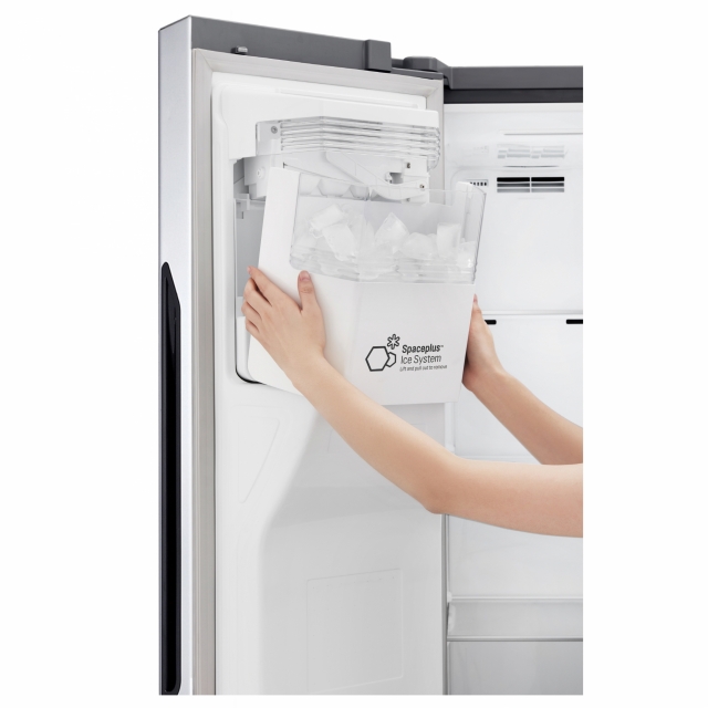 LG전자, 유럽 가전 3사에 특허침해금지소송···“냉장고 도어 제빙 무단 사용”