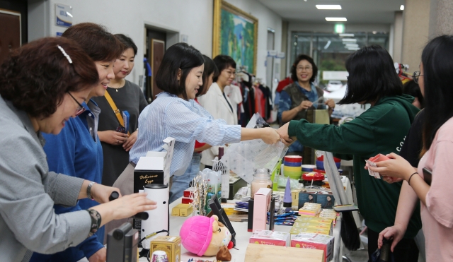 동신대 여교수회, 외국인 유학생 장학금 마련 바자회 개최