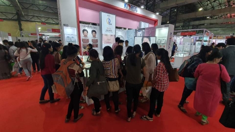 나인테일즈 링클파워필링 인도 뭄바이 뷰티 박람회 참여