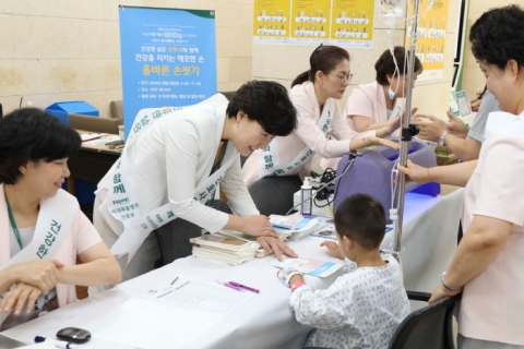 이대목동병원 간호부, `천사데이` 봉사활동 진행