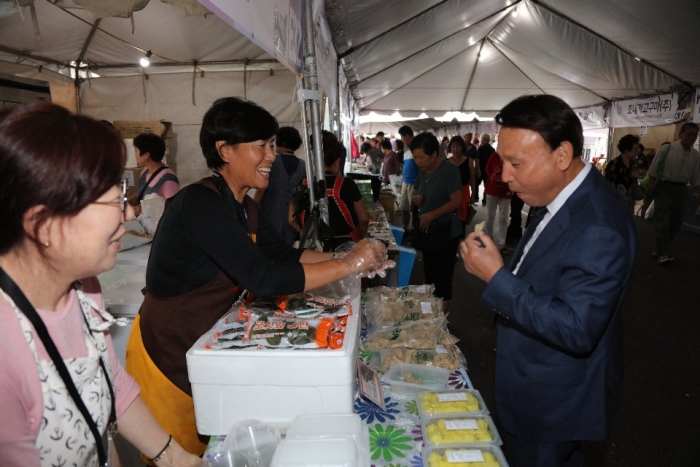 군산시, 제46회 LA한인축제·농수산물 우수상품 엑스포 참가 기사의 사진