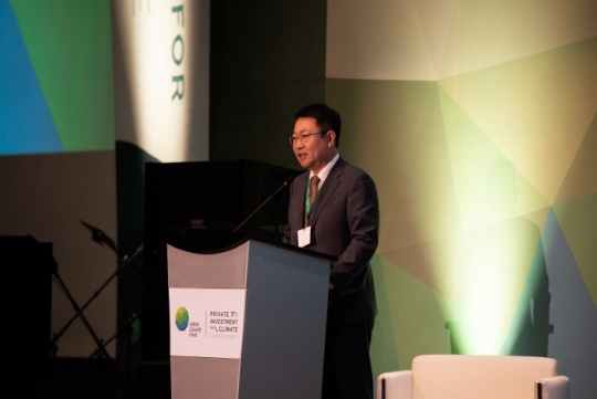 7일 박남춘 인천시장이 `2019 GCF 민간투자 기후콘퍼런스`에 참석해 인사말을 하고 있다.