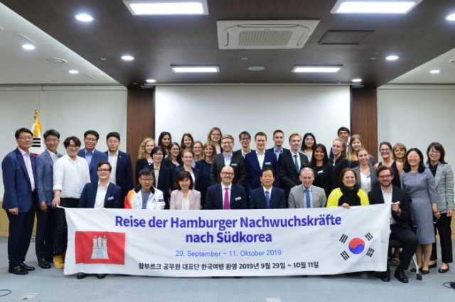 서울시의회 행자위, 함부르크市 공무원과 주민참여제도 논의
