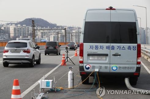 11월15일까지 자동차 배출가스 특별 단속···미세먼지 줄이기 총력 사진=연합뉴스 제공