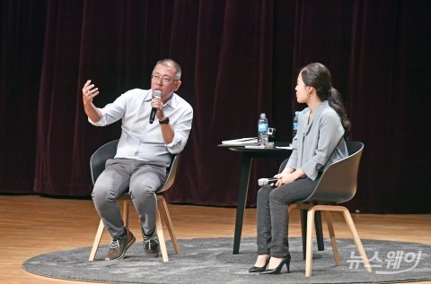 정의선, 현대차 임직원 1200명 만나 “앞서가는 솔루션 내놔야 선택받을 것”