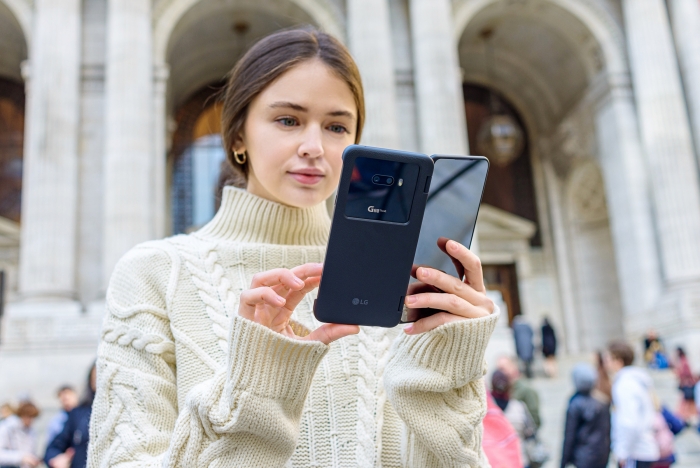 LG G8X ThinQ 북미시장 상륙···“듀얼스크린 승부보겠다” 기사의 사진