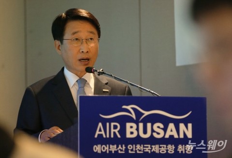 한태근 에어부산 사장 “일반인 대상 관광 비행 상품 출시할 것”