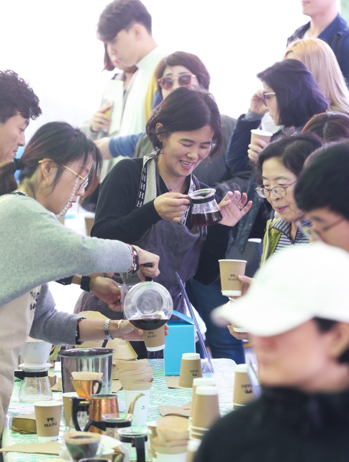 광주 동구, 지산유원지 커피축제 성료 기사의 사진