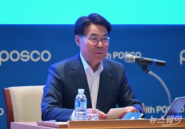최정우 포스코 회장 내달 2기 출범, ‘안전·수소’ 방점···100년 기업 만든다