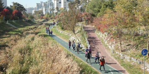 의왕시, 학의천서 열린 11월 ‘두발로데이’ 성료