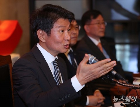 정몽규 삼남 운선씨 연초부터 HDC 매집···승계도 본격화?