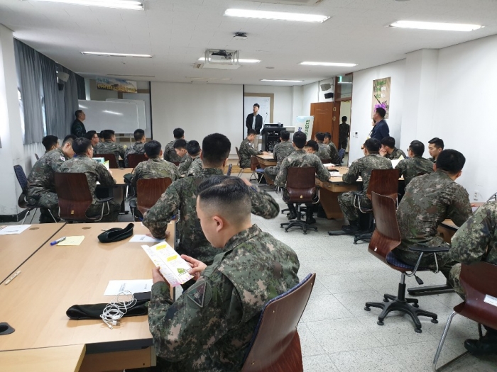 장성군, 상무대에서 ‘찾아가는 전입신고팀’ 운영 기사의 사진