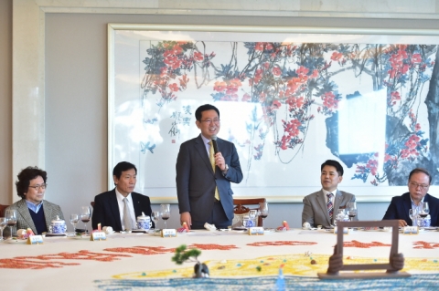 박남춘 인천시장, 中 웨이하이시 진출 기업인 만나
