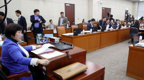 행안위, ‘데이터 3법’ 논의···여야 합의 지켜질까