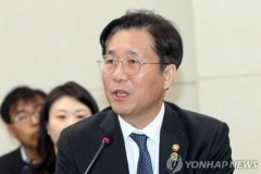 성윤모, 신종 코로나 타격 물류·자동차부품 업계 점검