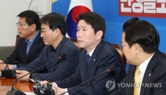 이인영 “한국당과 더이상 대화 무의미···협상의 정치 종언”