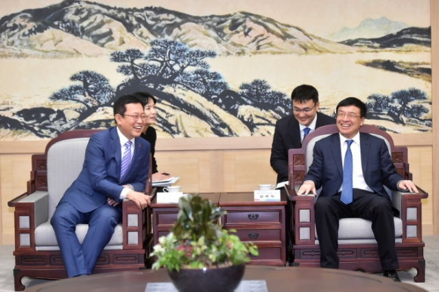 박남춘 인천시장, 中 웨이하이 서기 만나...한·중FTA 지방경제협력 기대