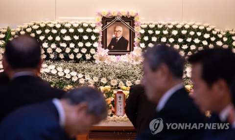 ‘세계경영’ 외친 故 김우중 빈소··· 정의선·정용진 등 조문 행렬