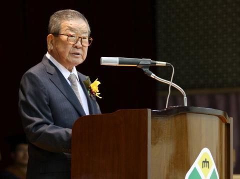 LG家, 구자경 명예회장 분재 LG상록재단에 기부···5억 상당
