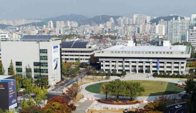 인천시 "항만·공항 위치한 해양도시 인천 `해사법원` 최적지"