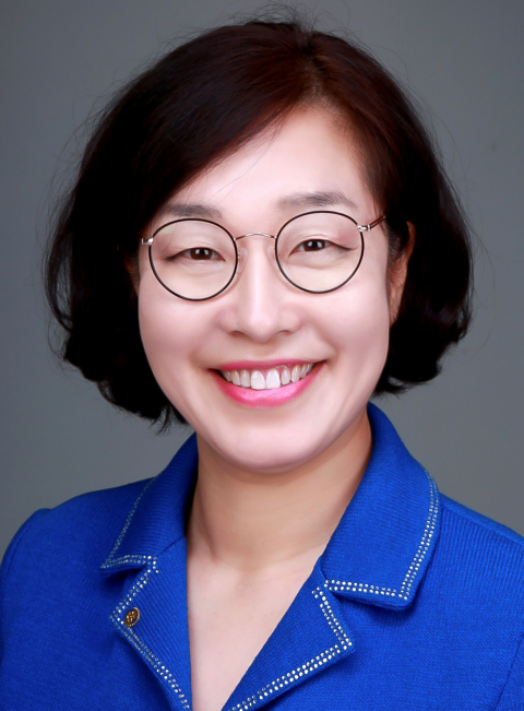 포스코, 제철소 첫 여성임원 탄생···엔지니어 출신 김희 발탁