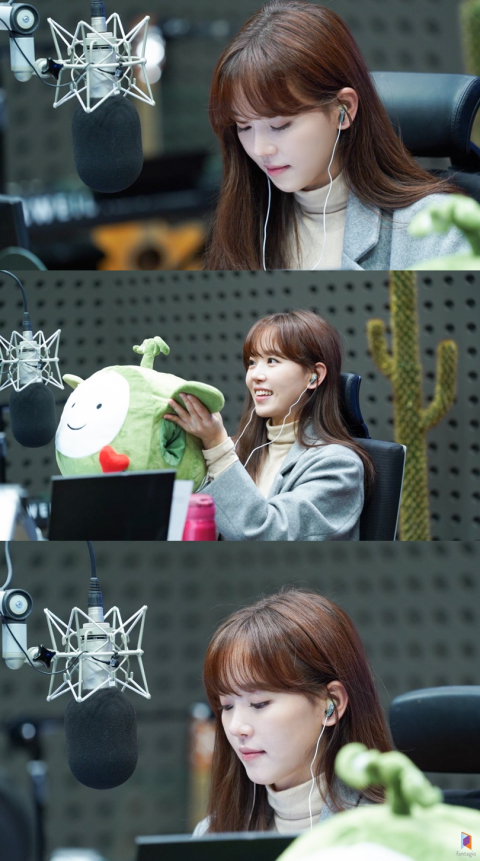 강한나, ‘볼륨을 높여요’ DJ 신고식 완료···청취자들 ‘호평’