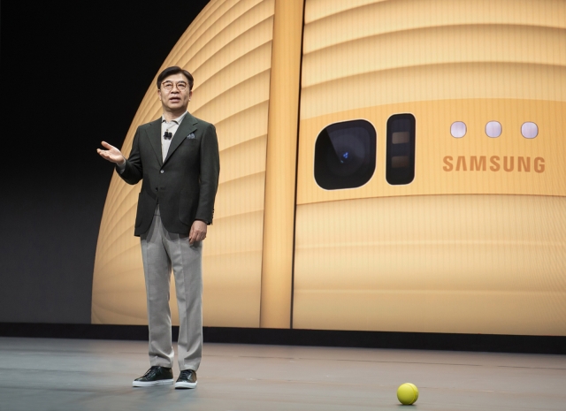 김현석 사장의 로봇공 ‘볼리’에 쏟아진 환호···“삼성 AI 미래다”
