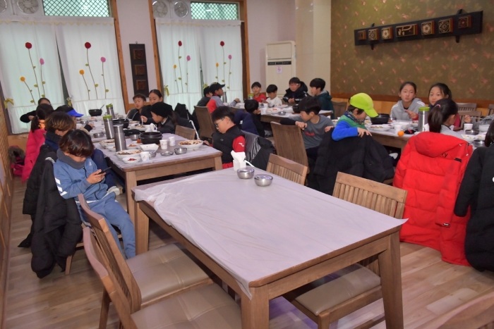 순창군, 음식점 입식테이블 교체 지원사업 ‘호응’ 기사의 사진