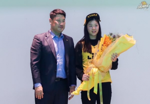 수원대, 최윤선 선수 여자프로농구단 KB 스타즈 입단