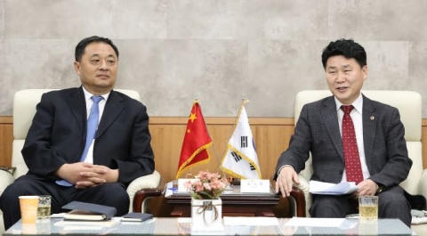 김원기 경기도의회 부의장 “국제학술교류·직업교육 확대 협력 할 것”