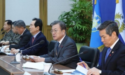 문 대통령 “중국 우한 지역 입국자 전수조사 추진” 지시