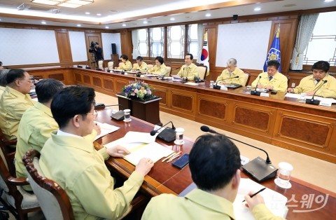 정부, 700명 우한 교민 어디에 격리할지 고심