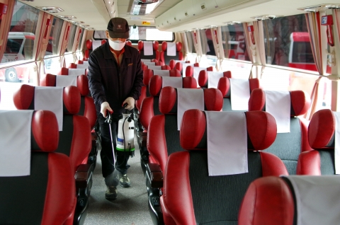 금호고속, 승무사원 마스크 지급 및 전 차량 손 세정제 설치